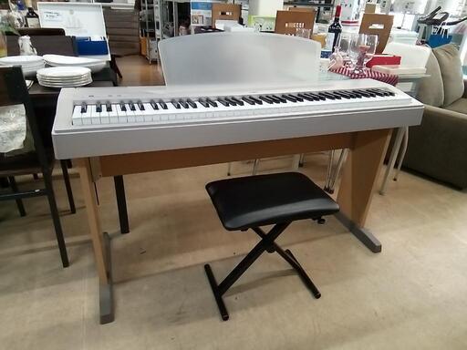 YAMAHA　電子ピアノ