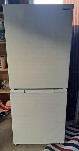 シャープ冷蔵庫　ほぼ新品　152L
