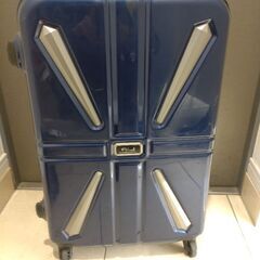 スーツケース　青　