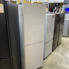 IRISOHYAMA💛引き出しタイプの冷凍室💛162L冷蔵庫　1284