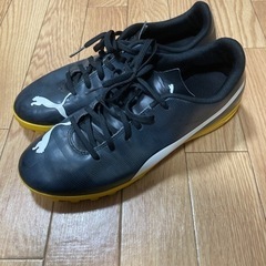 PUMA　27.5cm　フットサルシューズ