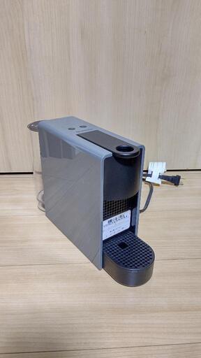 ネスプレッソ カプセル式コーヒーメーカー