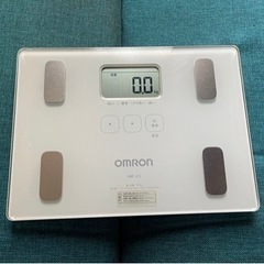 受け渡し決定【美品】オムロンの体重計