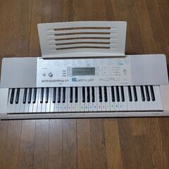 CASIO　キーボードLK-223