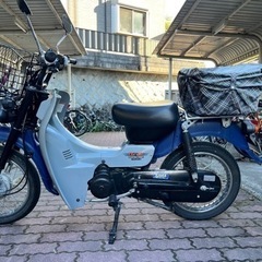 スズキ　バーディ　50cc インジェクションタイプです