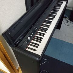 電子ピアノLP180