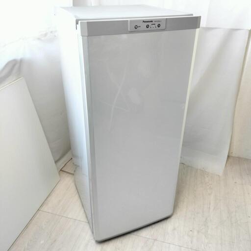 美品 大容量 冷凍庫 121L