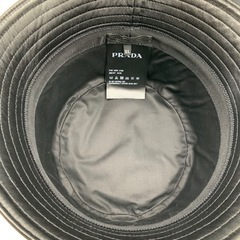 売り切れました。PRADA プラダ レザー バケットハット 袋 オールレザー