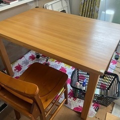 momo house テーブル・椅子2個セット