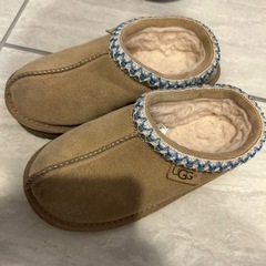 UGGキッズシューズ