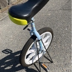 一輪車　スタンド付