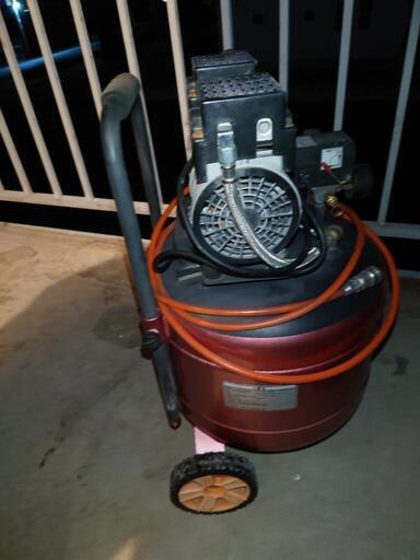 アストロプロダクツ ベビーコンプレッサー38リットル…お値下げ