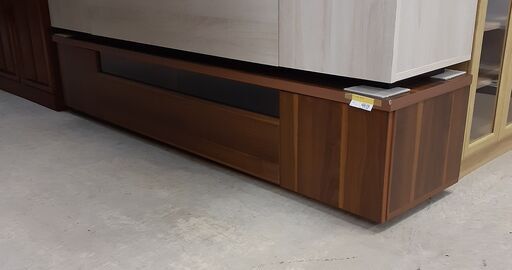 ID　339859　テレビ台