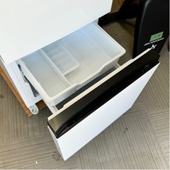 【超美品‼️】2022年製 ハイセンス 130Lノンフロン冷凍冷蔵庫 ホワイト♪