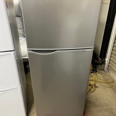 『スリムコンパクト』2018年製SHARPノンフロン2ドア冷蔵庫118L/シルバー/配送設置可能