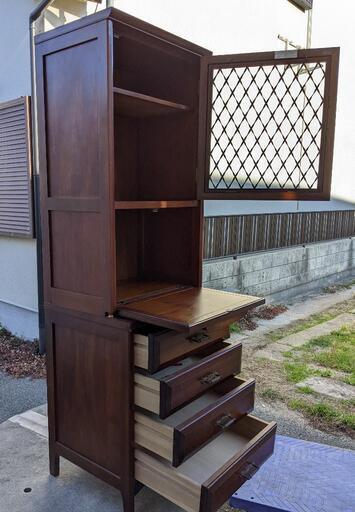 KOIZUMI家具]アンティーク飾り棚