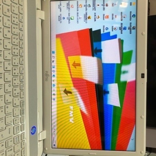 FUJITSUノートパソコン