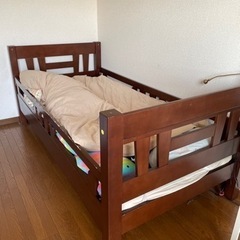 シングルベッド（2段ベッドバラ）