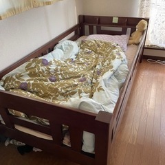 シングルベッド（2段ベッドバラ）