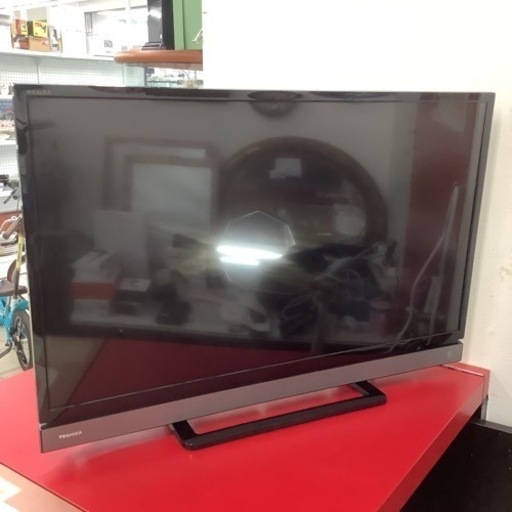 TOSHIBA  東芝　液晶テレビ　32V30   2017年製   32型