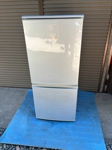 2ドア冷蔵庫　シャープ製