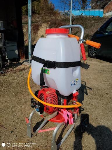 お話中！！エンジン噴霧器（ちょいジャンク)