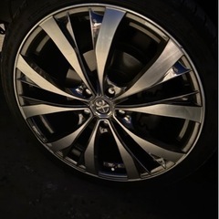 (取引中)235/35/r19 4本セット タイヤ付き