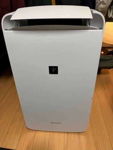【良品】シャープ 衣類乾燥機 兼 除湿機 プラズマクラスター 1台4役 除湿 10L アイスホワイト CM-J100-W