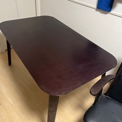 ダイニングテーブル、椅子2脚