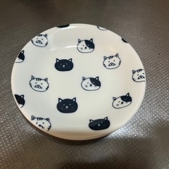 猫ちゃん柄の皿