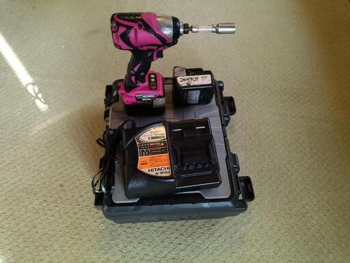 【売り切れ】HITACHI(日立)コードレスインパクトドライバWH14DBALトルク最大160N・m 14.4V バッテリー2個 箱・説明書・充電器付き動作確認済み清掃済み