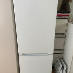 【引取者決定】2ドア 冷蔵庫(ホワイト・156L) HERBRelax