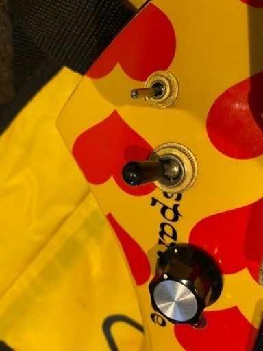 ヒデ！イエローハートギター！ スルーネックMOD モッキンバード MG