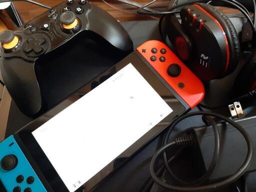 ニンテンドー スイッチ Switch 本体 充電ケーブル ワイヤレス コントローラー ヘッドフォン 付き