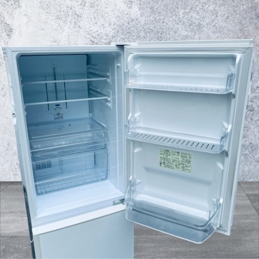 SHARP 冷蔵庫 1〜2暮らし用 - 冷蔵庫 