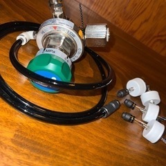 炭酸ガス用圧力調整器AU08GLP-CO2-P-スピリッツ