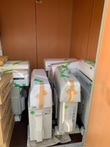 ⭕️只今エアコンの在庫9台(取付込で42800円から)有ります‼️