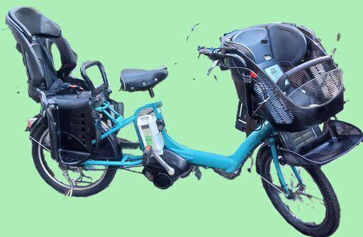 ｂ10️２０インチ、チャイルドシート、３人乗り、２人乗り、１人乗り、電動自転車  安心保障の１００日間・点検無料サービス付き、３カ月・無料交換保証、  土日もお子様と土足のままご試乗可能です。バカ親切な電動自転車屋  オプション無料。後ろチャイルドシートをかごに変更して１人乗りに変更も可能です。  １回の充電で３０ｋｍ以上の走行が可能です。山手線を半周くらいの距離を走れます。  バッテリーは、品の９０％以上の性能を保持していて、コンディション良好です。  ２０イ