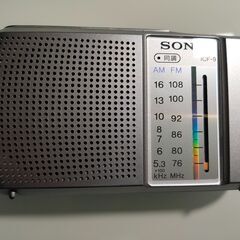 【中古】 SONY  FM/AMハンディーポータブルラジオ ICF-9