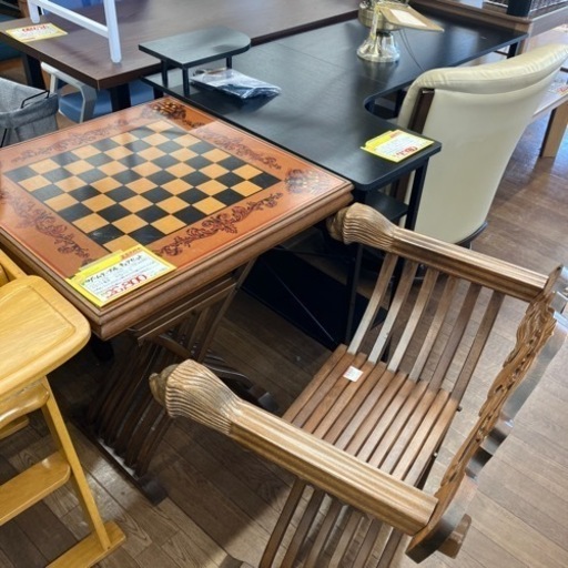 イタリア家具　サヴォナローラ　ゲームテーブル　チェアセット　（B2-28）