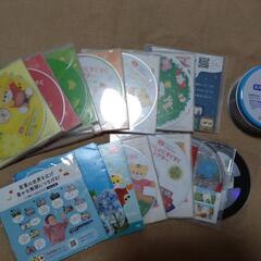子供用CD　DVD　、pigeonベビーパウダー　新品