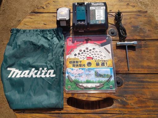 お譲り先決定】マキタ充電式18v草刈り機【極美品】 - その他 