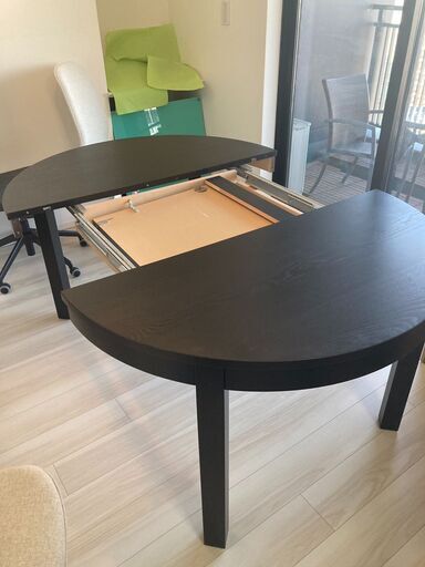IKEA BJURSTA 伸長式ダイニングテーブル 伸縮ダイニングテーブル IKEA BJURSTA ビュースタ