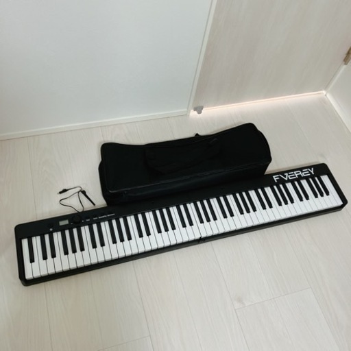 電子ピアノ（88鍵）