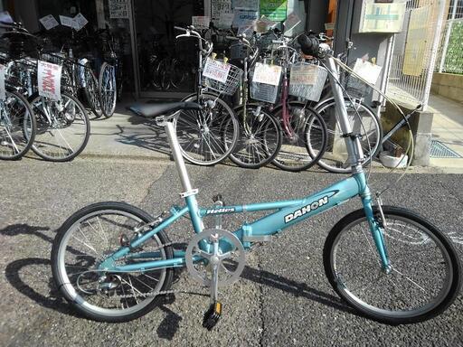中古自転車２９２７　前後タイヤ新品！　ヴィンテージ　２００１年頃モデル　ダホン　ヘリオス　２０インチ　８段ギヤ　アルミフレーム　ワイヤー錠