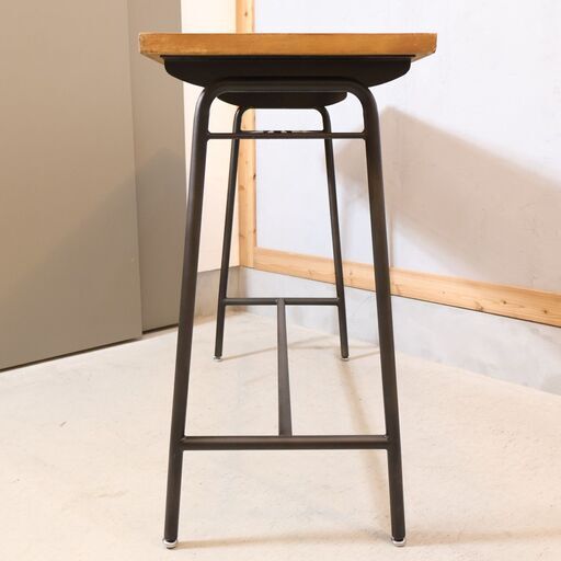 CRASH GATE(クラッシュゲート)のSCOTT(スコット)カウンターテーブル