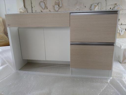 大型の化粧洗面台　W1,200
