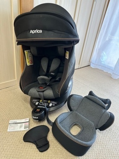 Aprica クルリラプロテクト　チャイルドシート