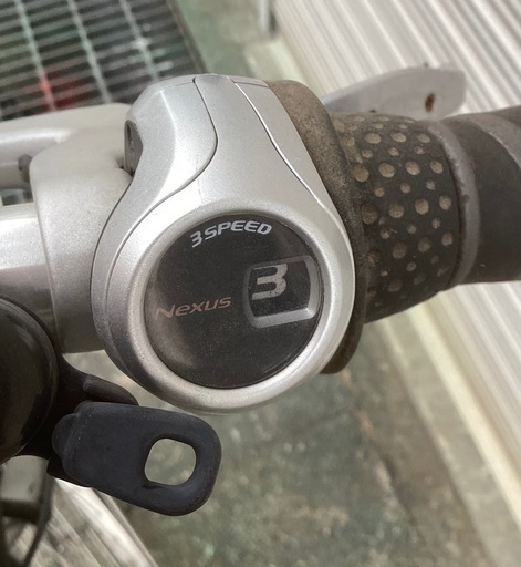 ブリジストン Albelt 電動アシストサイクル 充電機付き 夜間オート