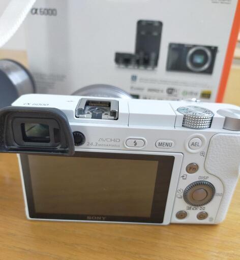 SONY ミラーレス一眼α6000 ダブルズームレンズキット （ILCE−6000 